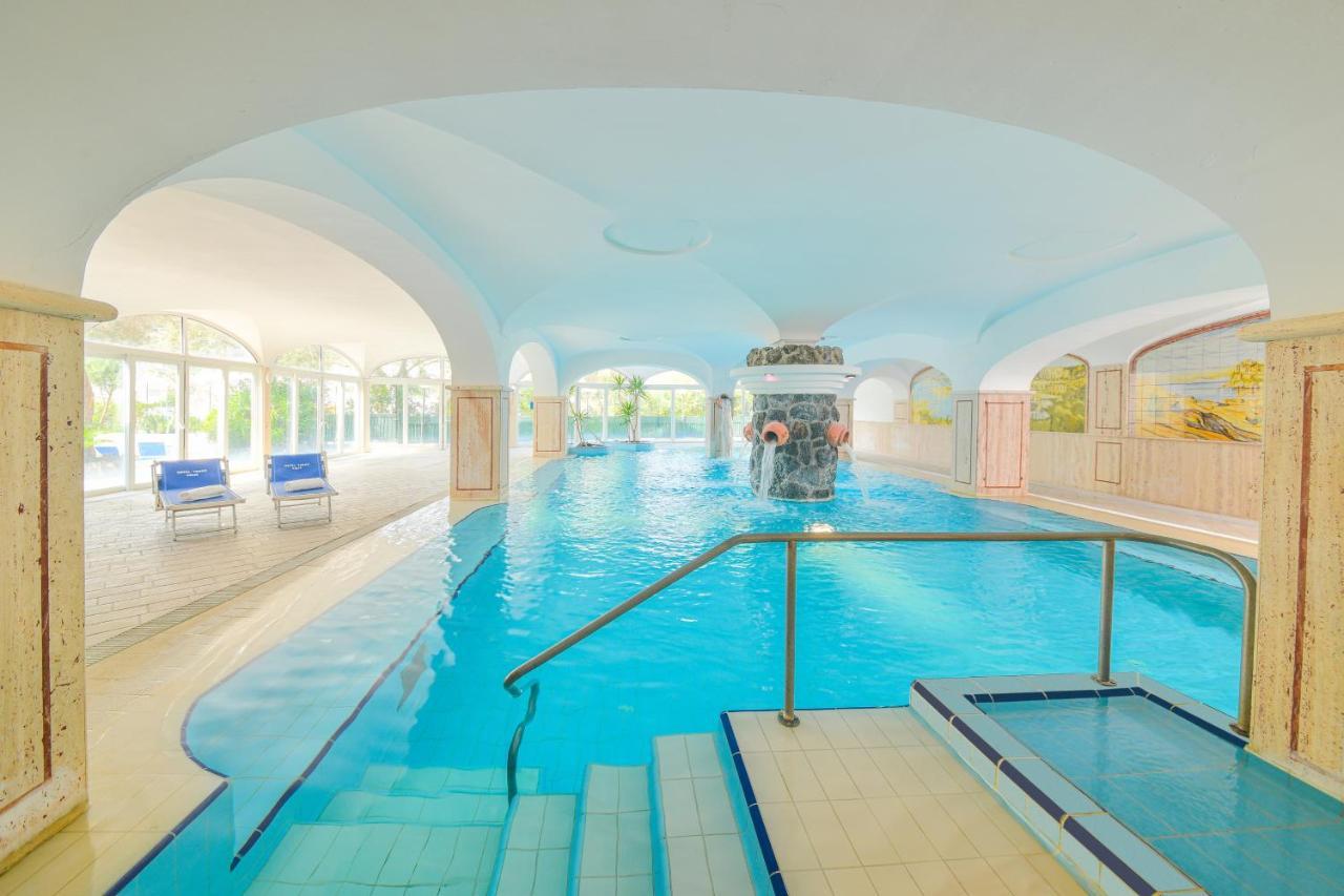 Felix Terme 4* Ísquia